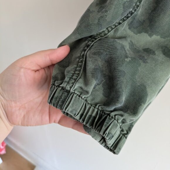 Anthropologie Green Camo Jogger Pants Size XL - Picture 5 of 11